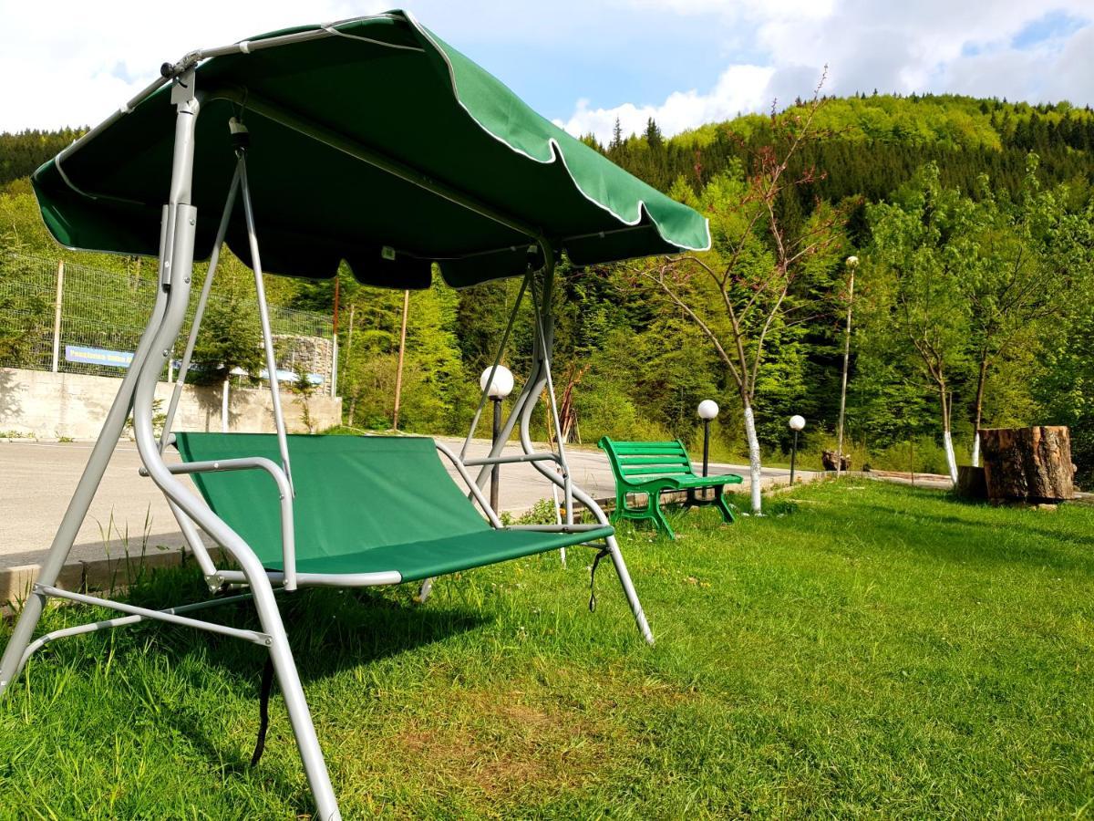 Pensiunea Valea Negrasului Traisteni Exterior photo